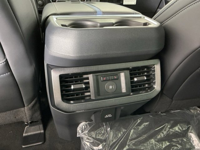 New 2026 Ford F350 Platinum image 30