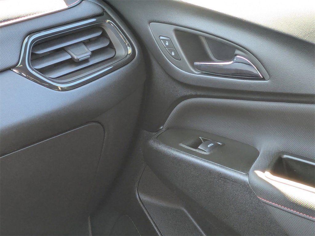 Used 2023 Chevrolet Equinox RS image 14