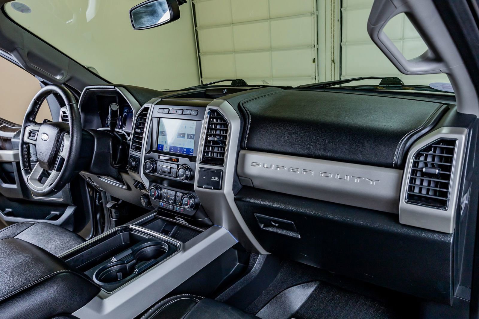 Used 2021 Ford F350 Lariat w/ Lariat Ultimate Package AWD/4WD image 18