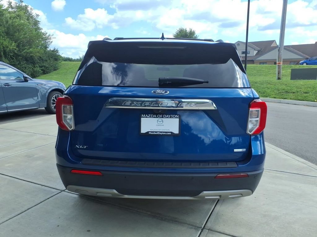 Used 2020 Ford Explorer XLT w/ Equipment Group 202A AWD/4WD image 6