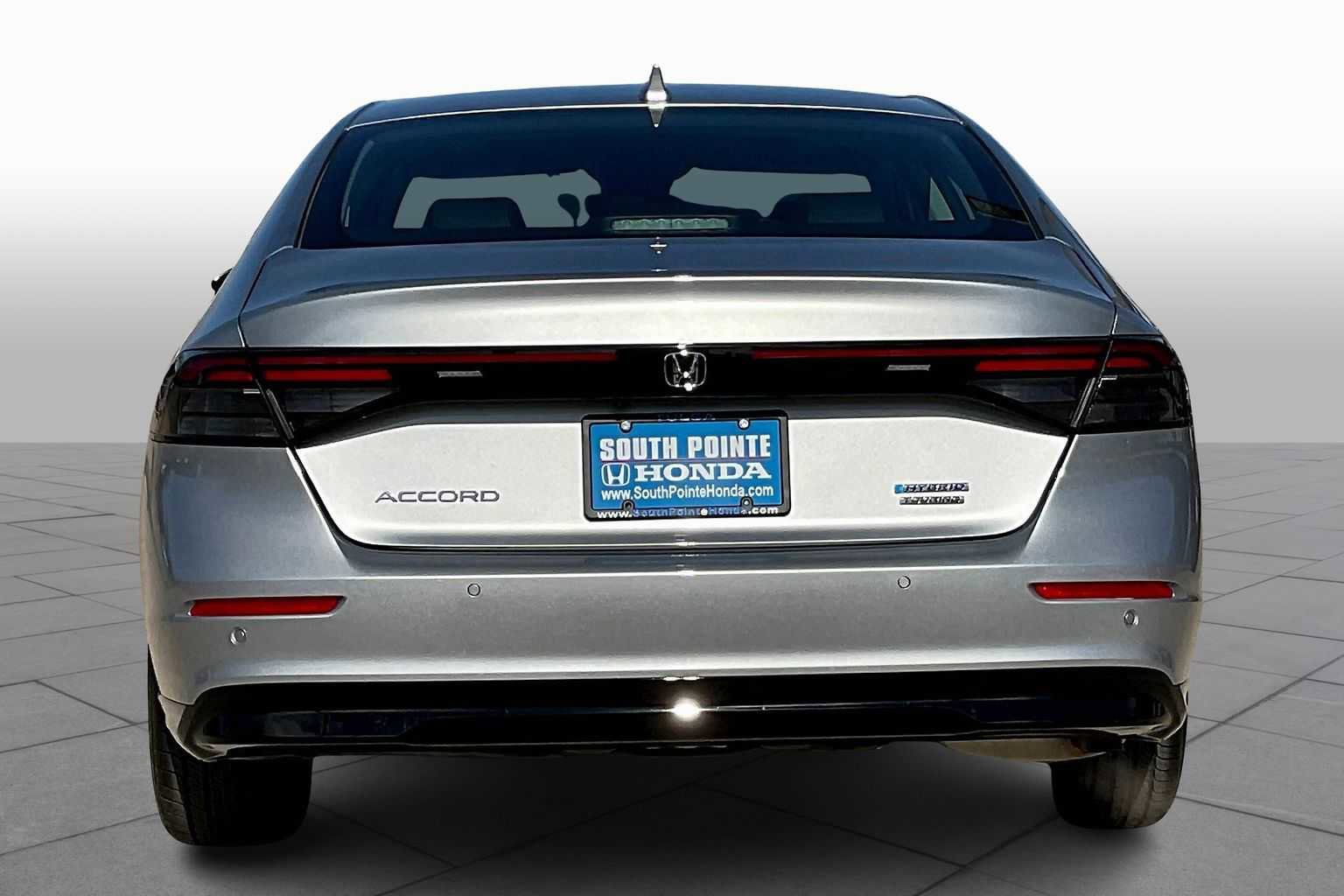 New 2025 Honda Accord Touring image 4