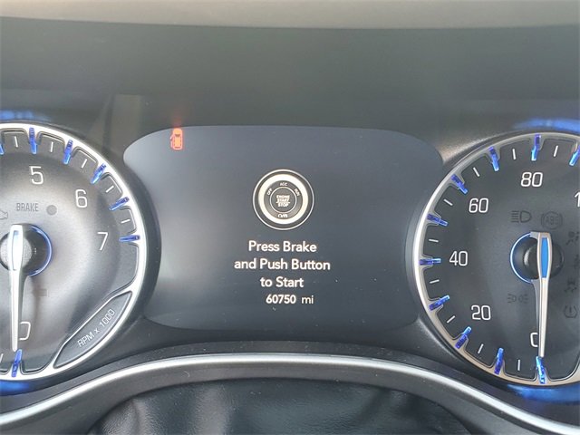 Used 2024 Chrysler Pacifica Touring-L image 16