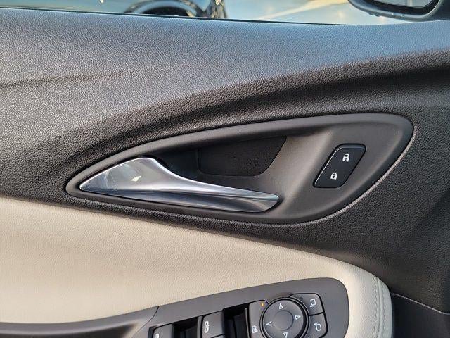Used 2024 Buick Encore GX Preferred FWD image 16