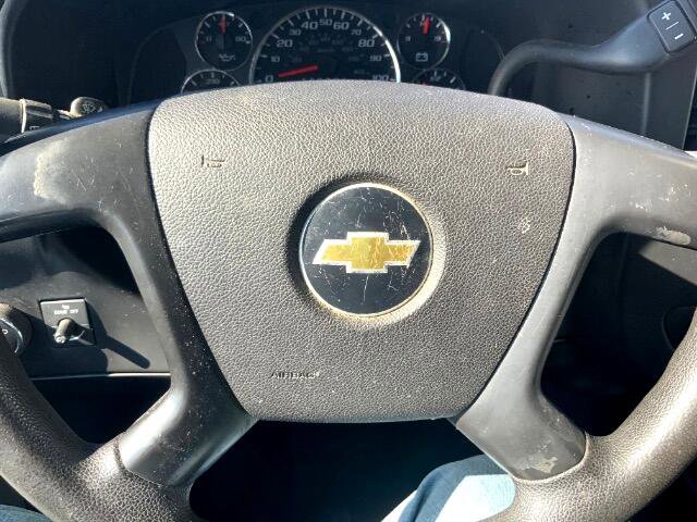 Used 2014 Chevrolet Express 2500 image 14