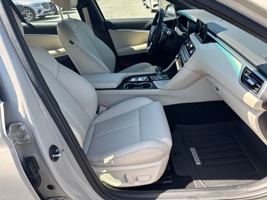 Used 2026 Genesis G70 2.5T RWD image 13