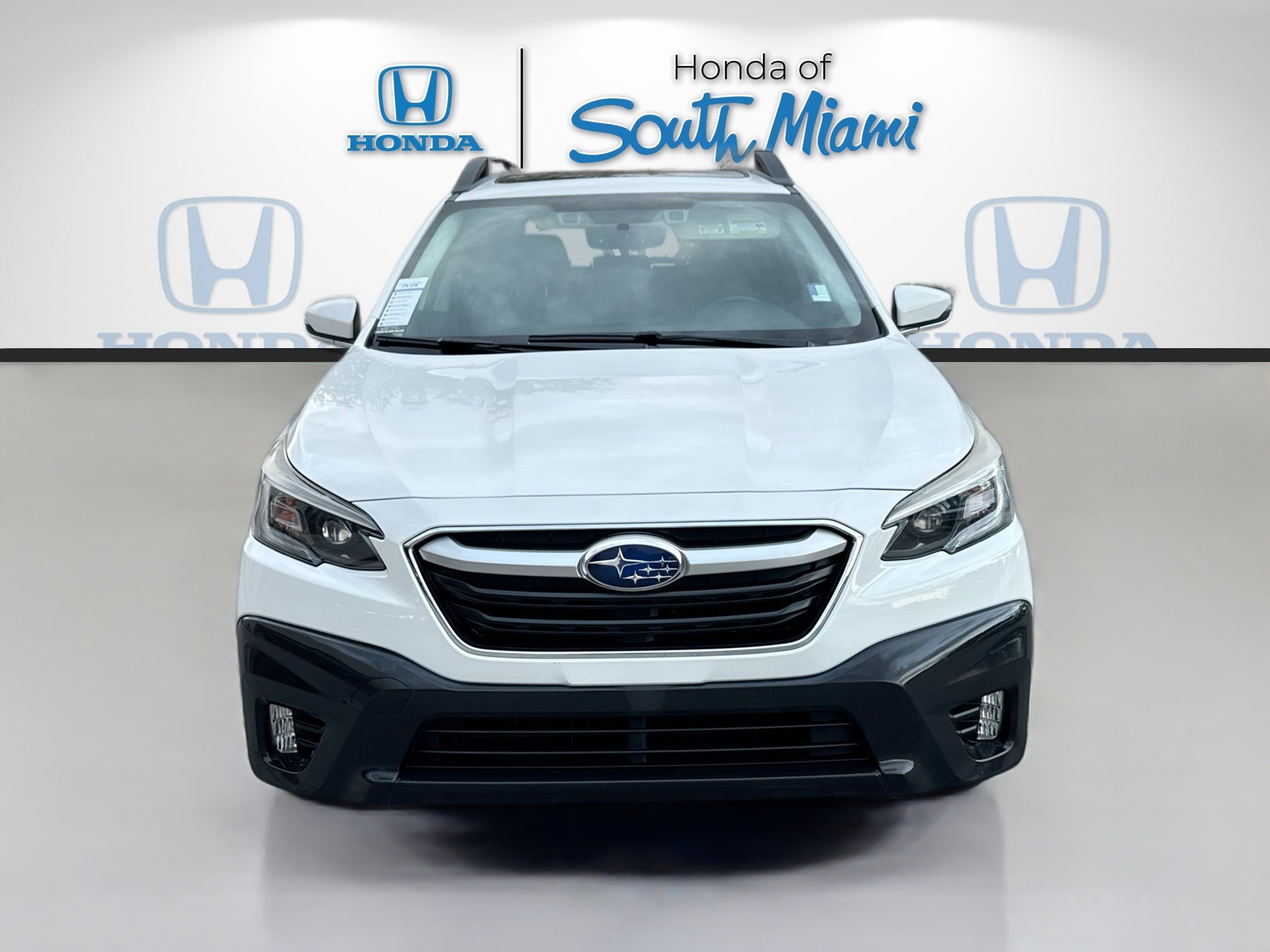 Used 2020 Subaru Outback Premium image 2
