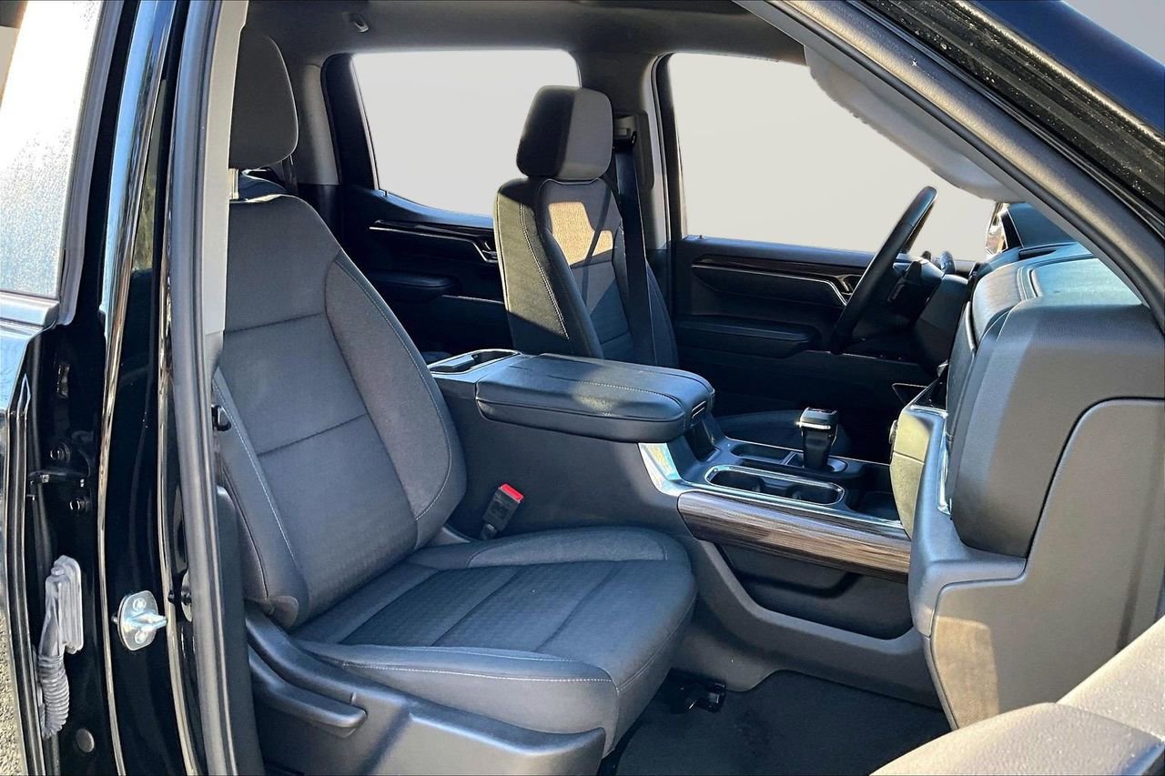 Used 2024 Chevrolet Silverado 1500 RST image 23