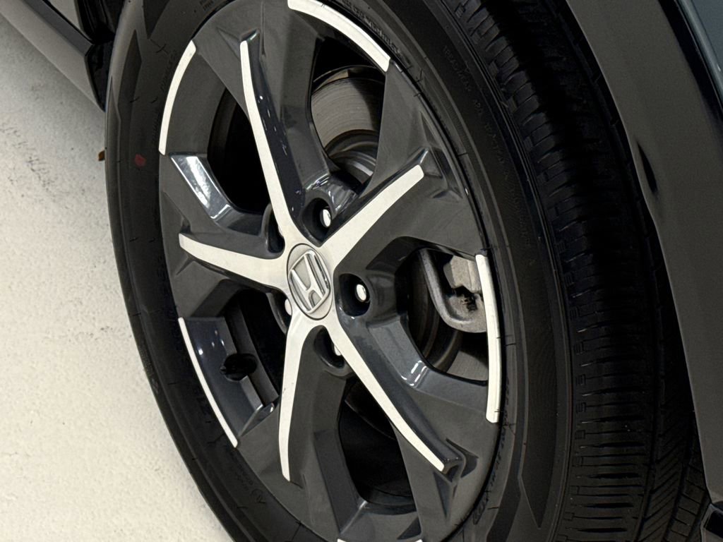 Certified 2024 Honda HR-V EX-L image 10