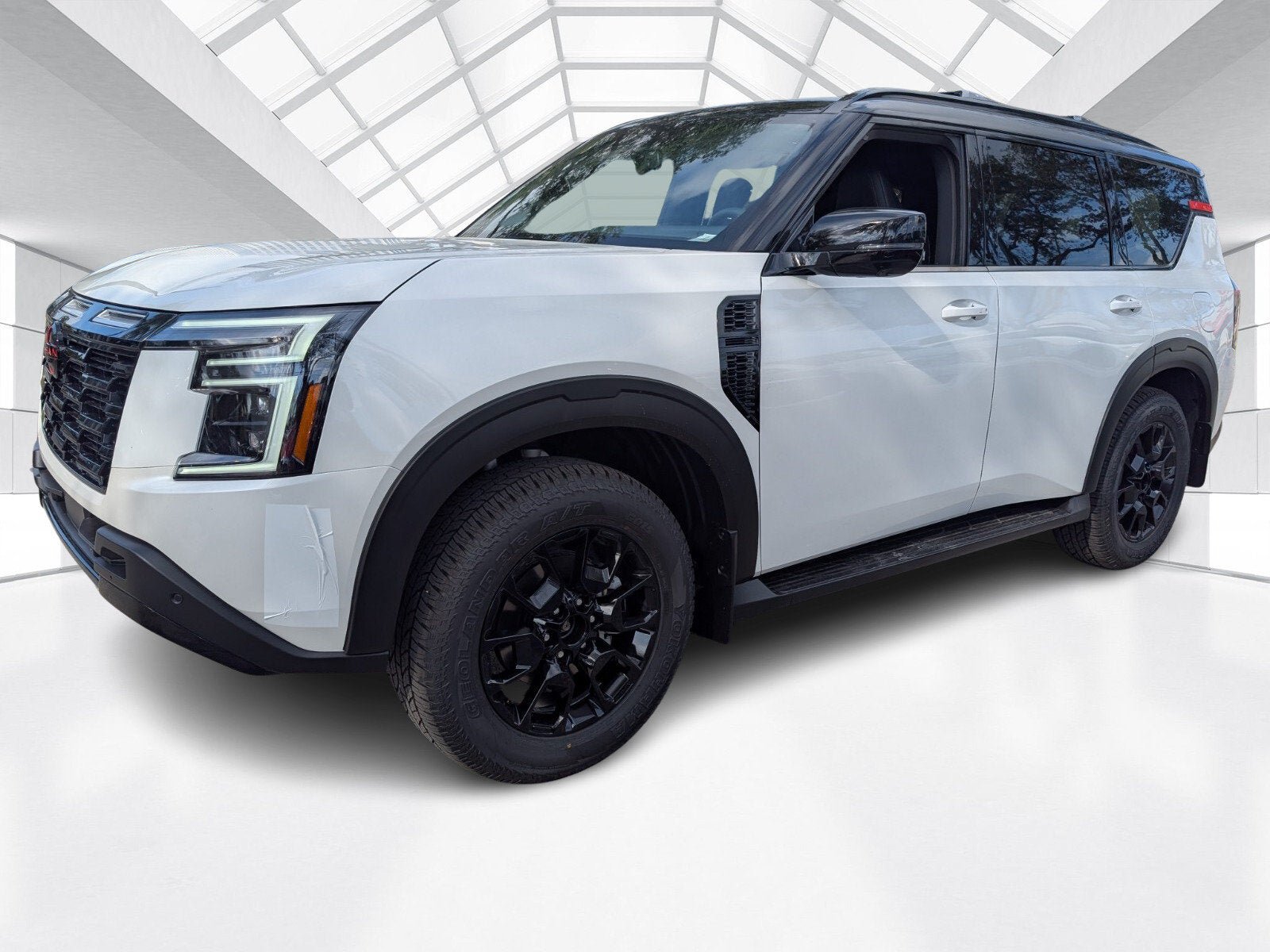 New 2026 Nissan Armada PRO-4X w/ Captain's Chari Seat Package AWD/4WD image 3