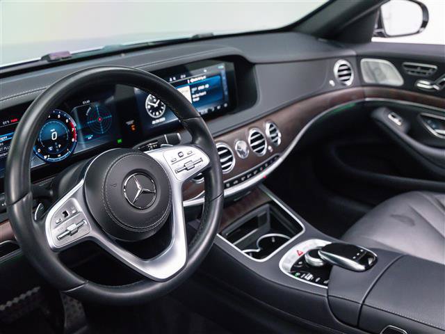 Used 2019 Mercedes-Benz S 450 Sedan image 17