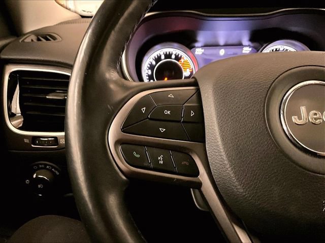 Used 2020 Jeep Cherokee Limited AWD/4WD image 17