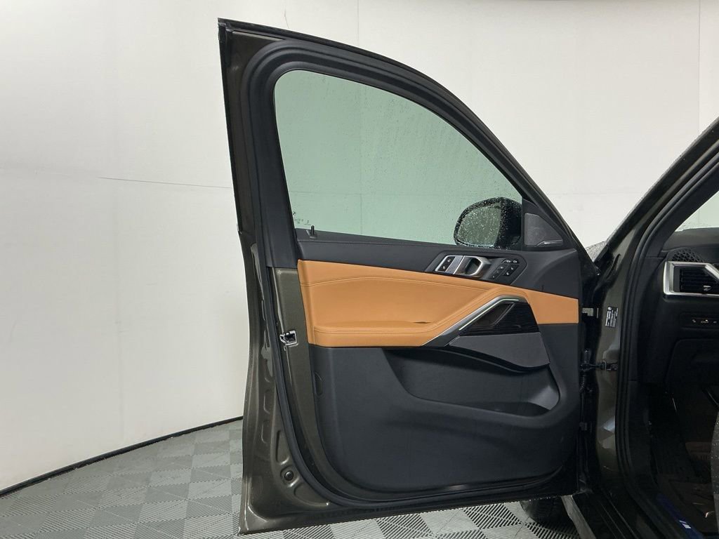 New 2026 BMW X6 xDrive40i AWD/4WD image 19
