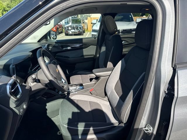 New 2026 Chevrolet TrailBlazer LT w/ Convenience Package AWD/4WD image 10