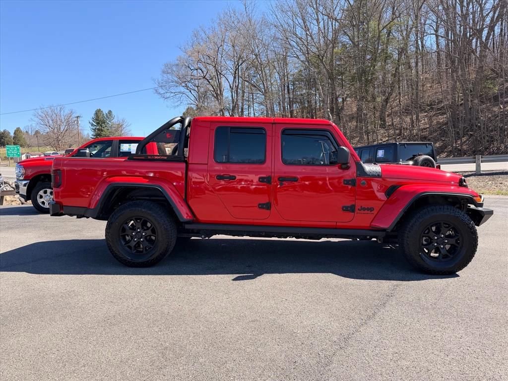 Used 2024 Jeep Gladiator Sport image 17