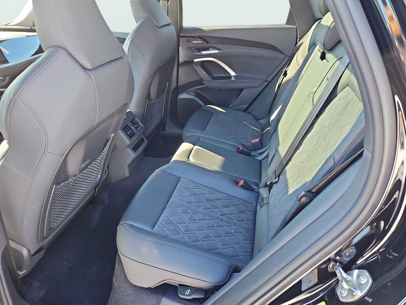 New 2025 Audi SQ5 Premium Plus image 24