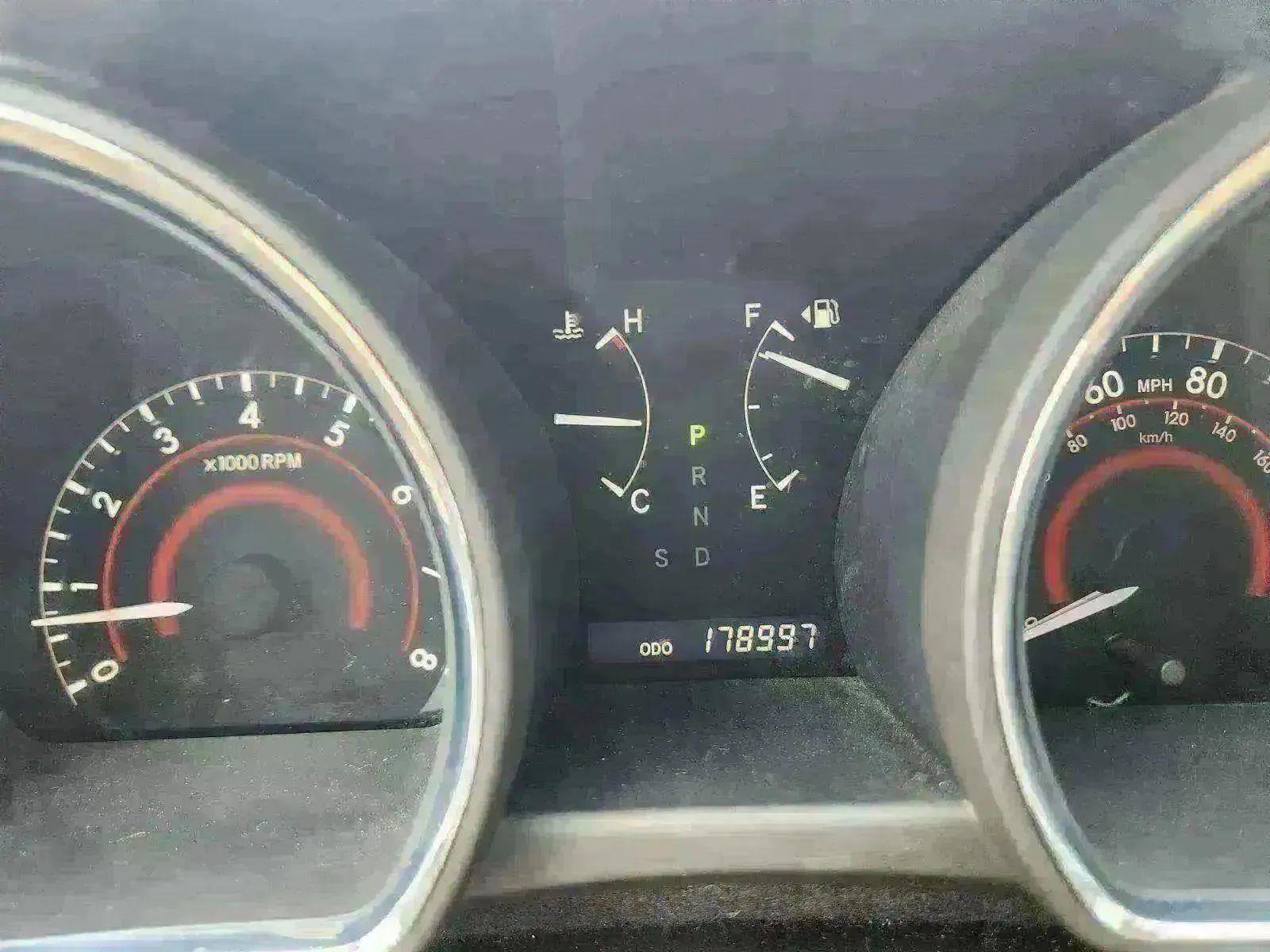 Used 2010 Toyota Highlander Limited image 40