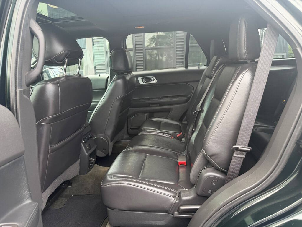 Used 2013 Ford Explorer XLT AWD/4WD image 11