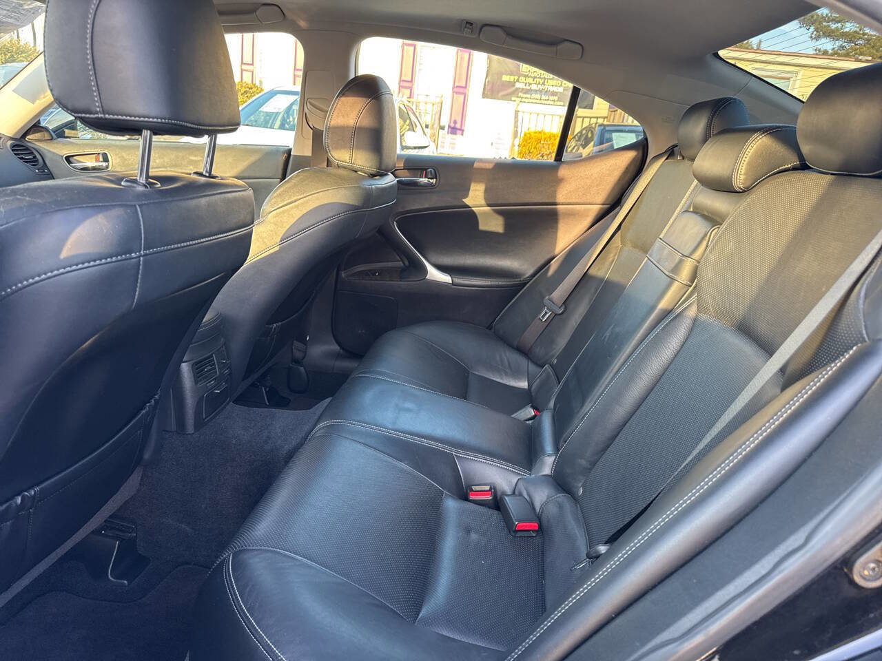 Used 2012 Lexus IS 350 w/ Premium Pkg Value Edition image 11