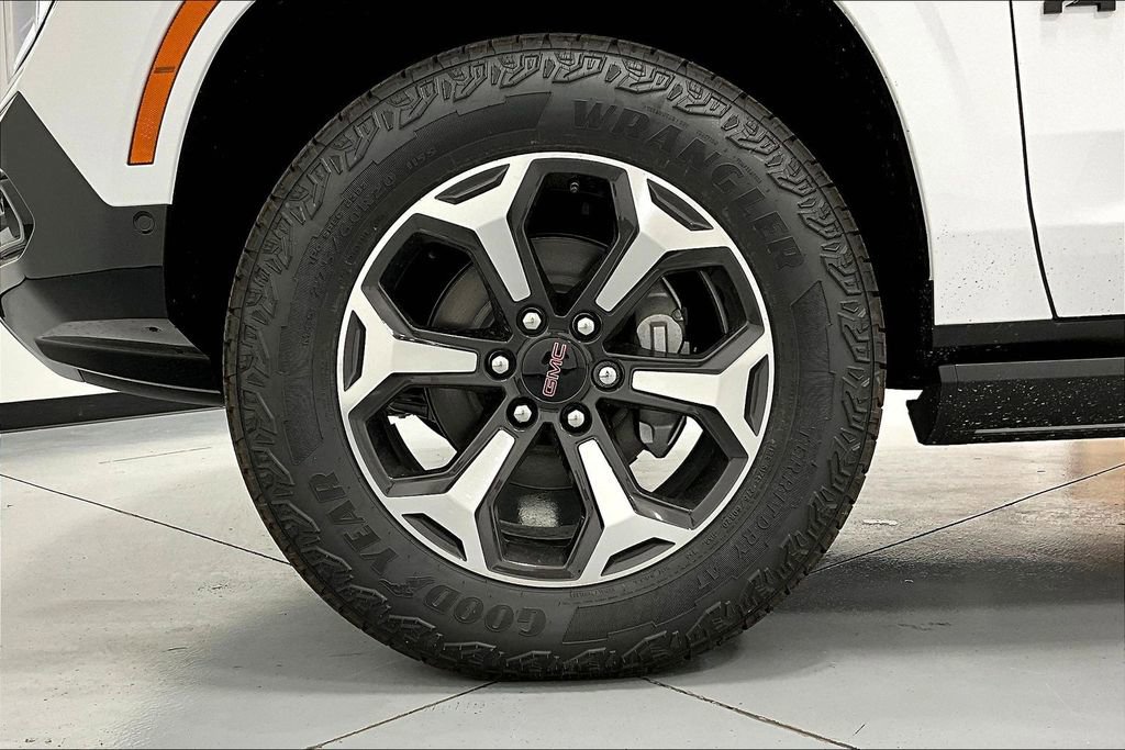 New 2026 GMC Yukon AT4 Ultimate AWD/4WD image 29