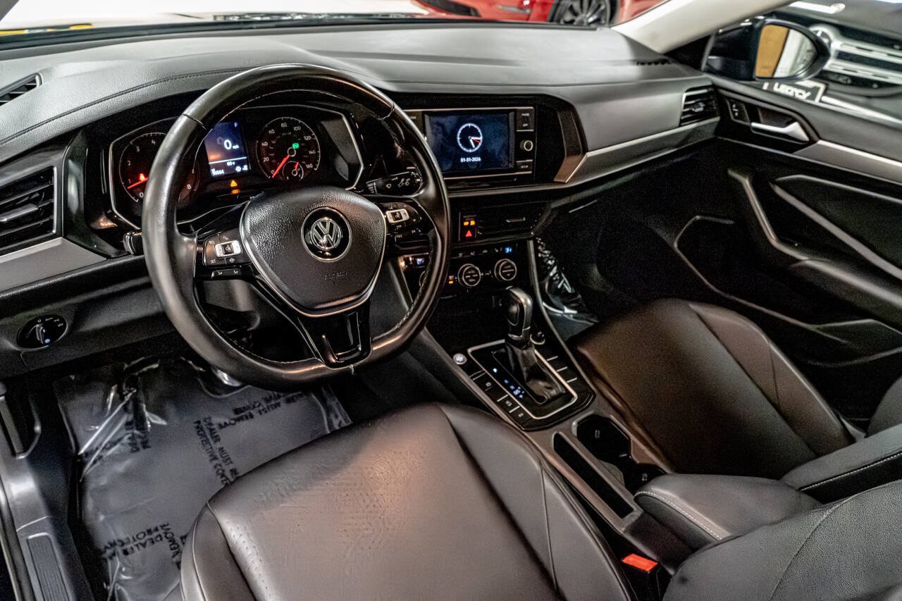 Used 2019 Volkswagen Jetta SE w/ Cold Weather Package FWD image 70