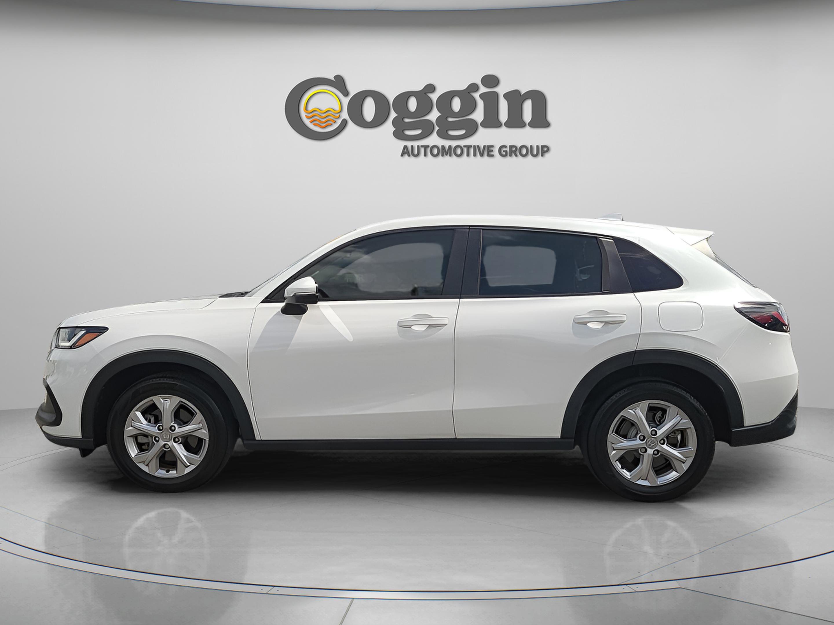 Certified 2024 Honda HR-V LX image 3