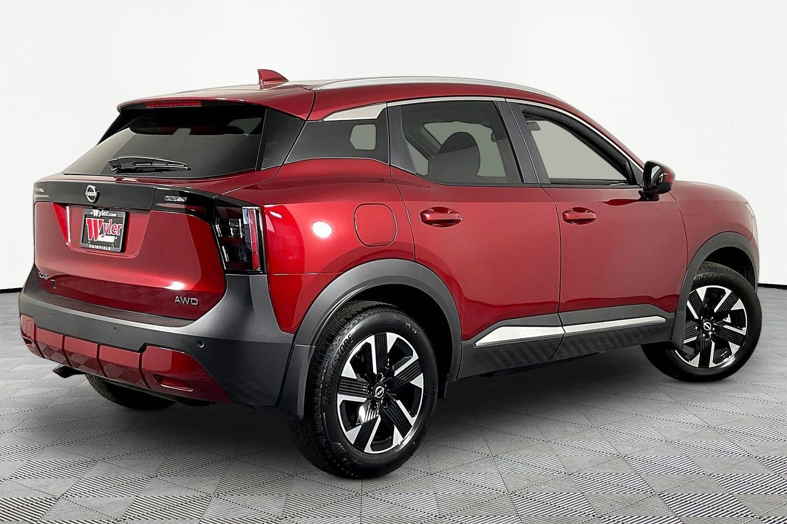 Certified 2025 Nissan Kicks SV w/ SV Premium Package image 6