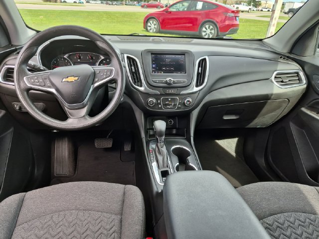 Used 2022 Chevrolet Equinox LT FWD image 24