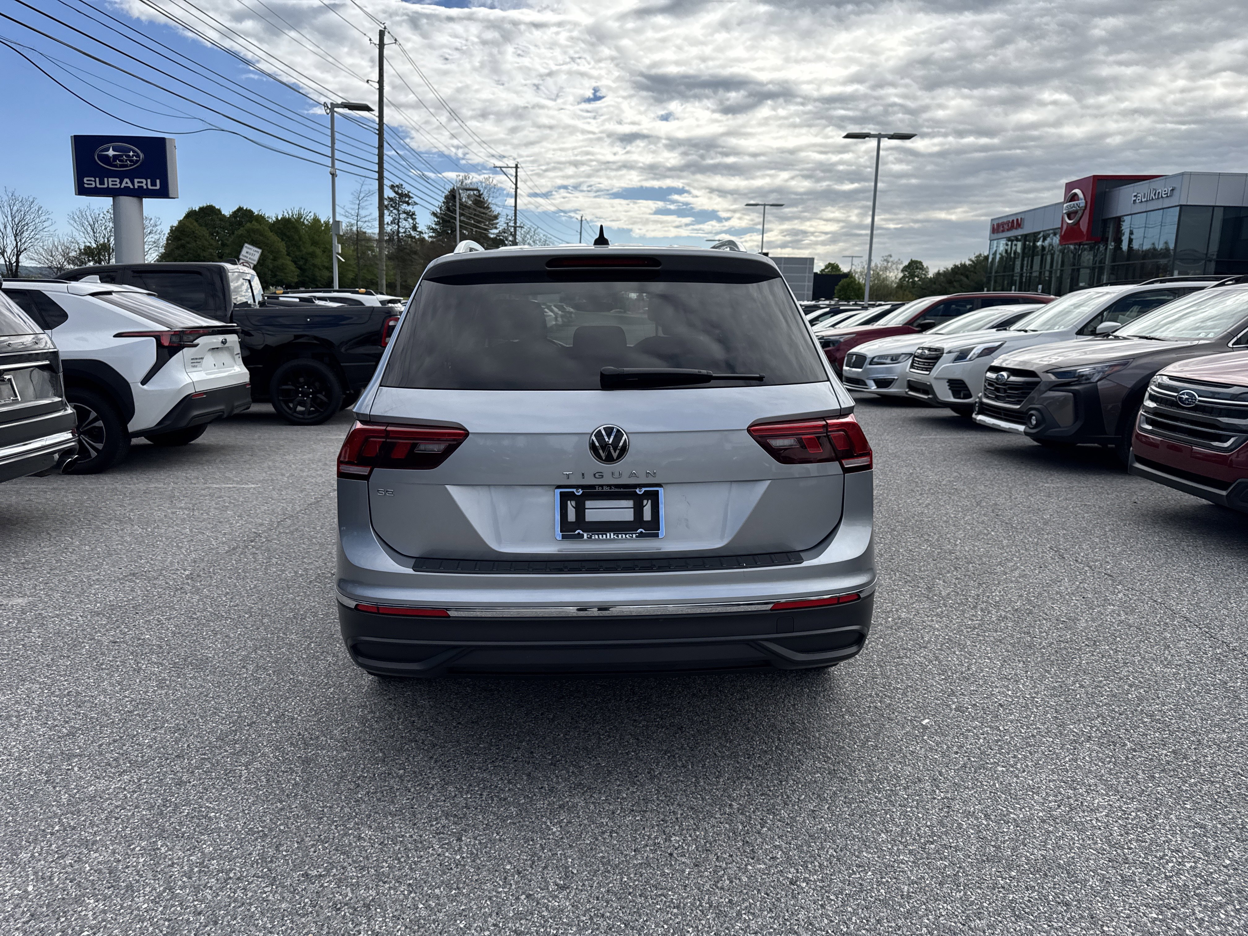 Used 2023 Volkswagen Tiguan SE FWD image 20