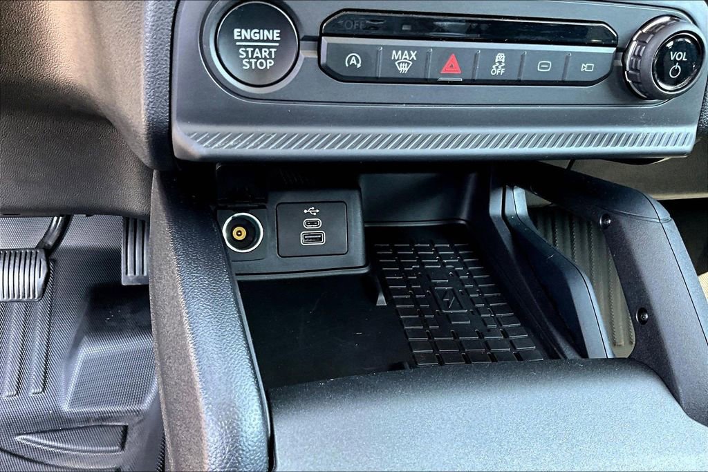 Used 2025 Ford Bronco Sport Big Bend image 18