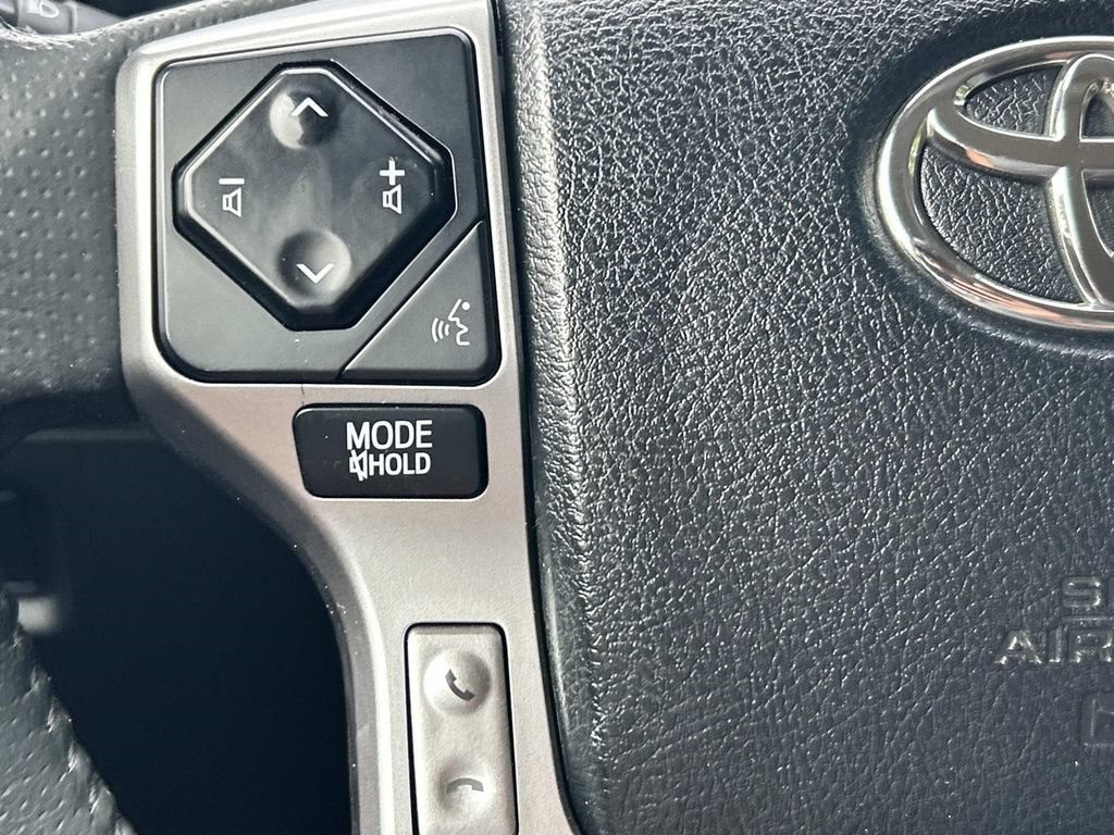 Used 2021 Toyota 4Runner SR5 Premium AWD/4WD image 28