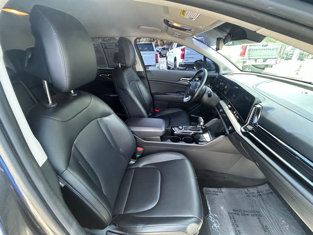 Used 2024 Kia Sportage EX image 24