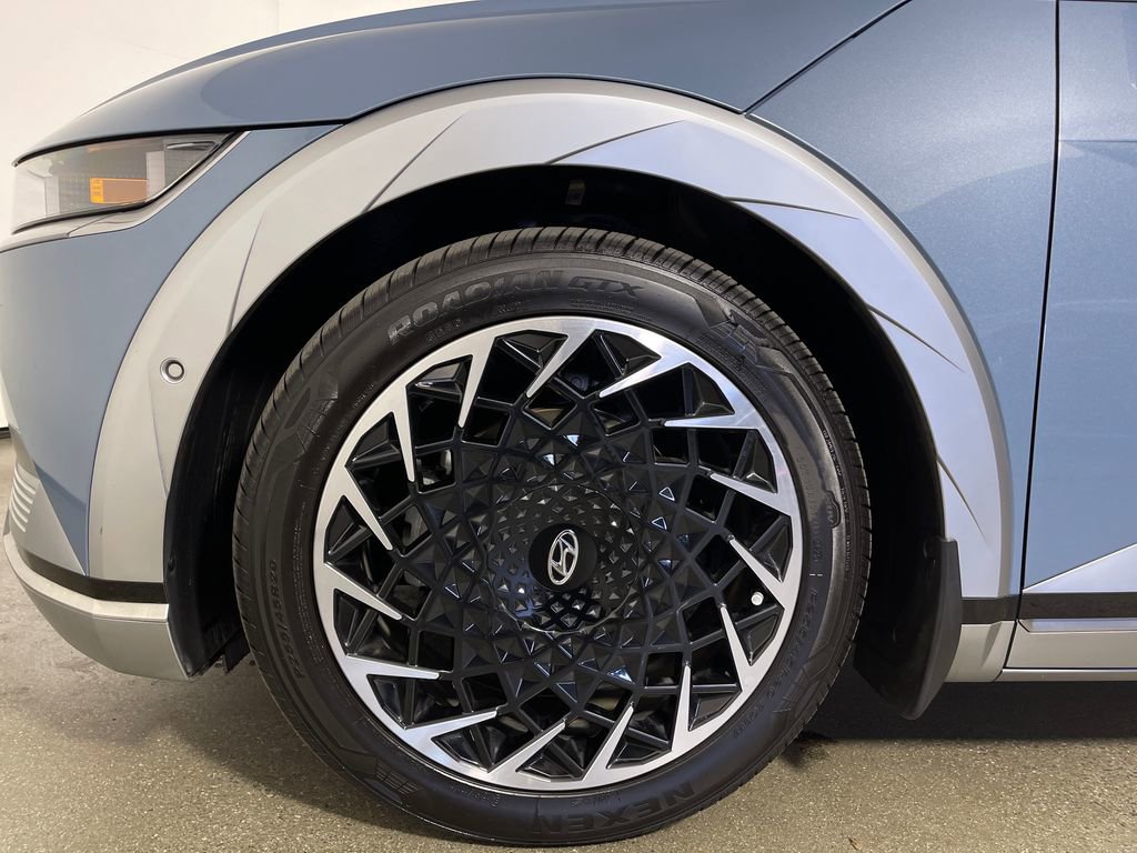 Certified 2022 Hyundai Ioniq 5 Limited AWD/4WD image 11