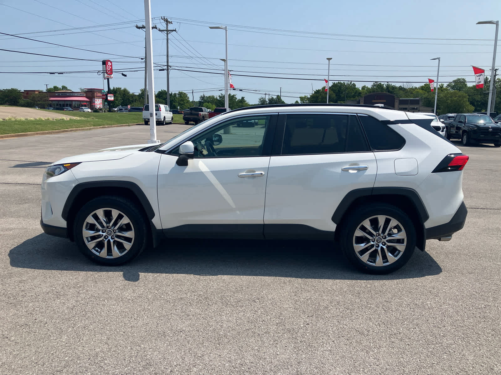 Certified 2020 Toyota RAV4 Limited AWD/4WD image 6