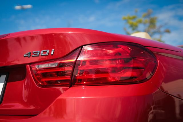 Used 2017 BMW 430i xDrive Convertible AWD/4WD image 25