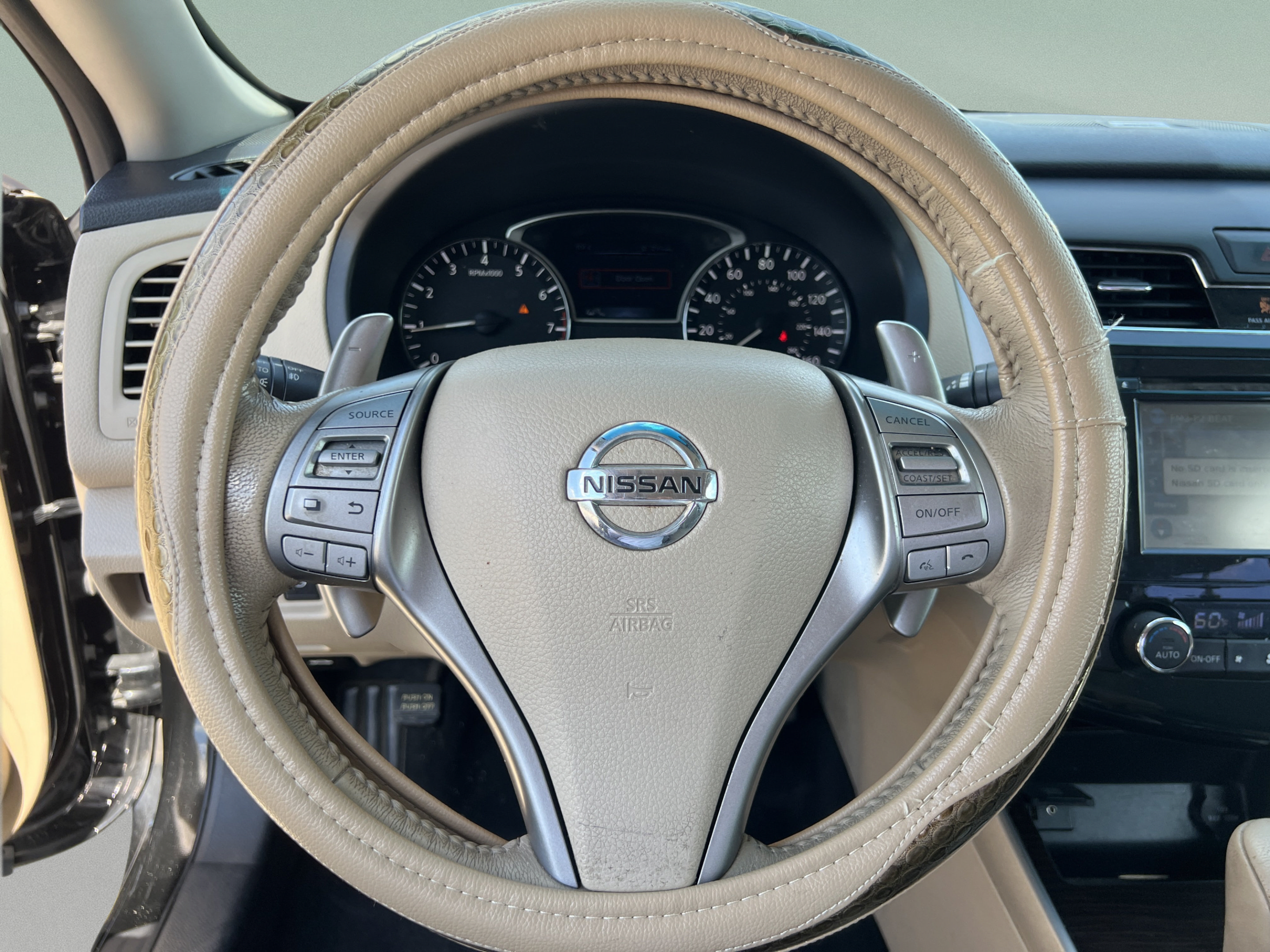 Used 2015 Nissan Altima 3.5 SL FWD image 11