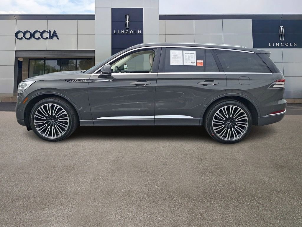 Certified 2023 Lincoln Aviator Black Label w/ Dynamic Handling Package AWD/4WD image 7