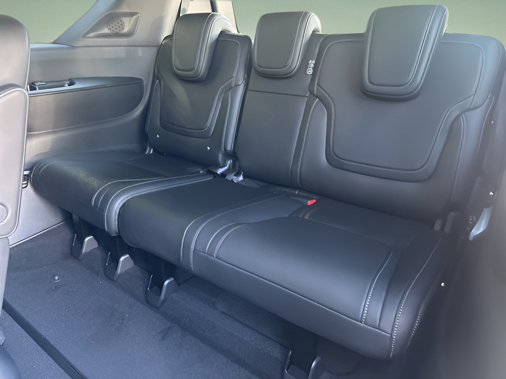 New 2026 Nissan Armada PRO-4X w/ Captain's Chari Seat Package AWD/4WD image 24