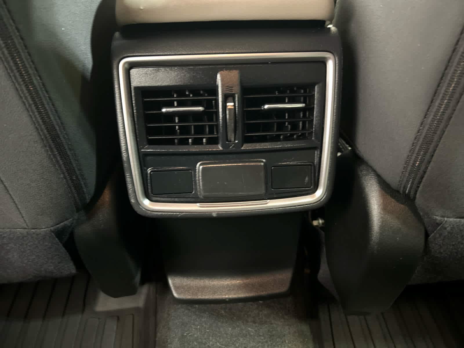 Used 2021 Subaru Forester Premium AWD/4WD image 13