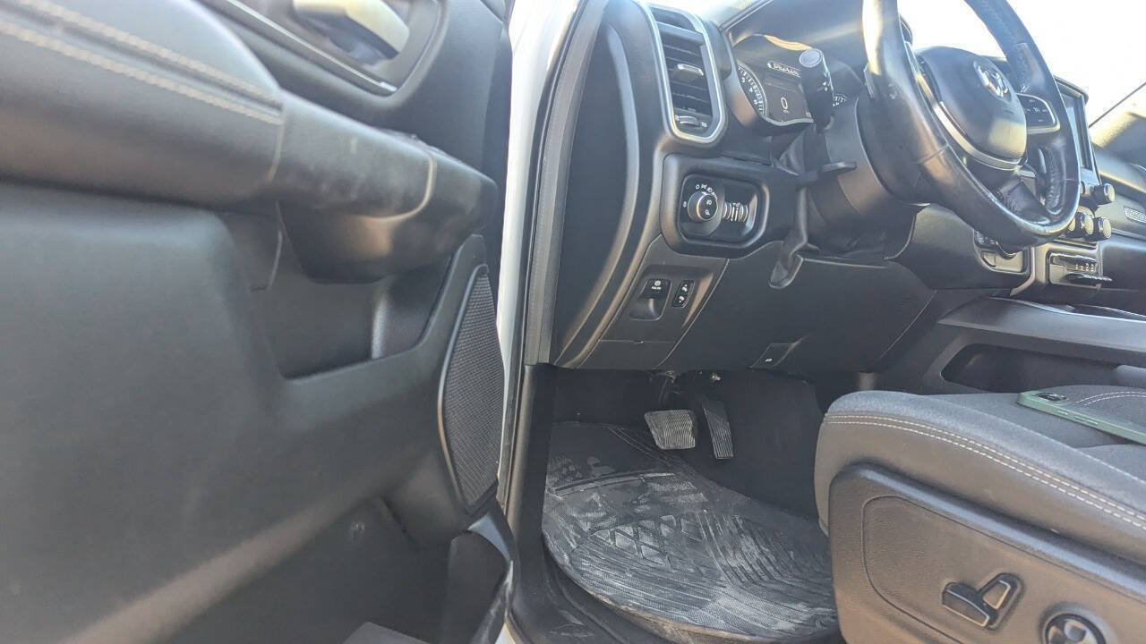 Used 2019 RAM 1500 Big Horn AWD/4WD image 12