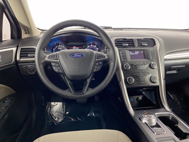 Used 2020 Ford Fusion S FWD image 20