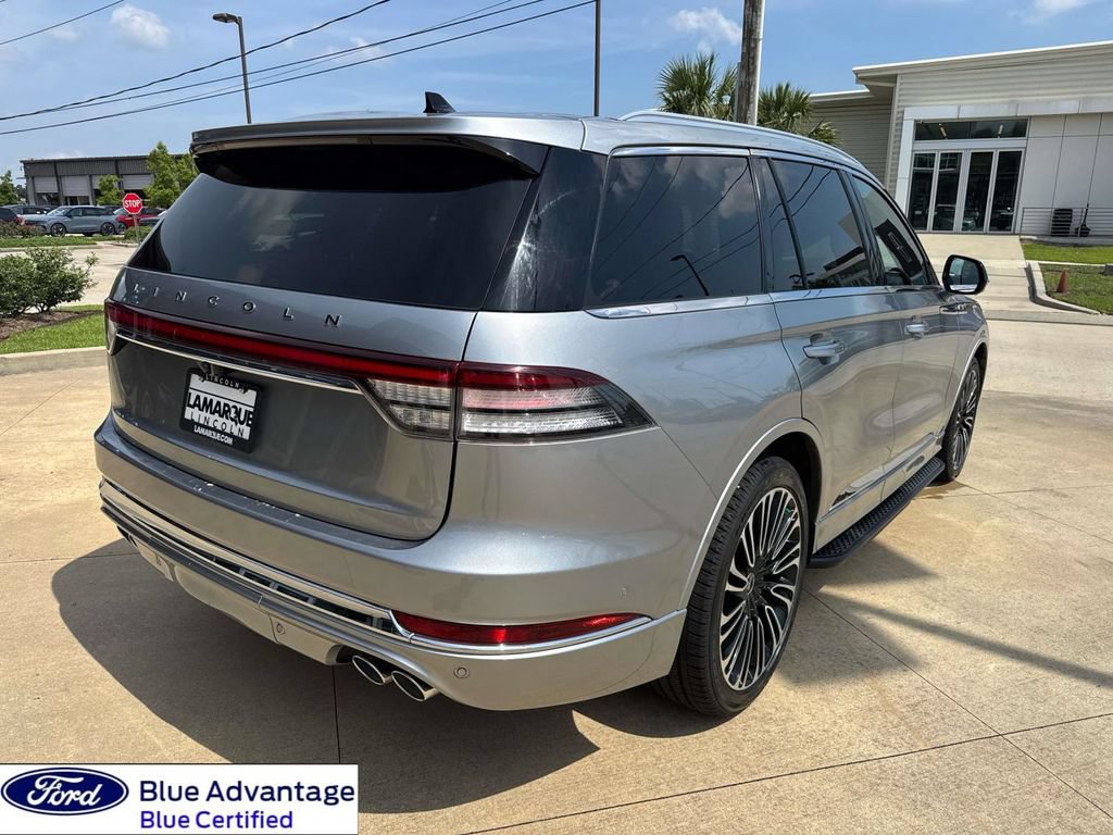 Certified 2023 Lincoln Aviator Black Label w/ Class IV Trailer Tow Package AWD/4WD image 11