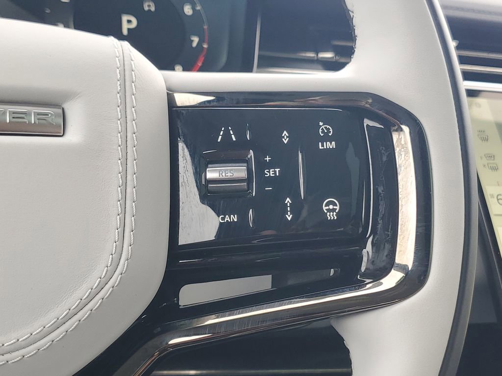 Certified 2025 Land Rover Range Rover Sport Dynamic SE AWD/4WD image 18