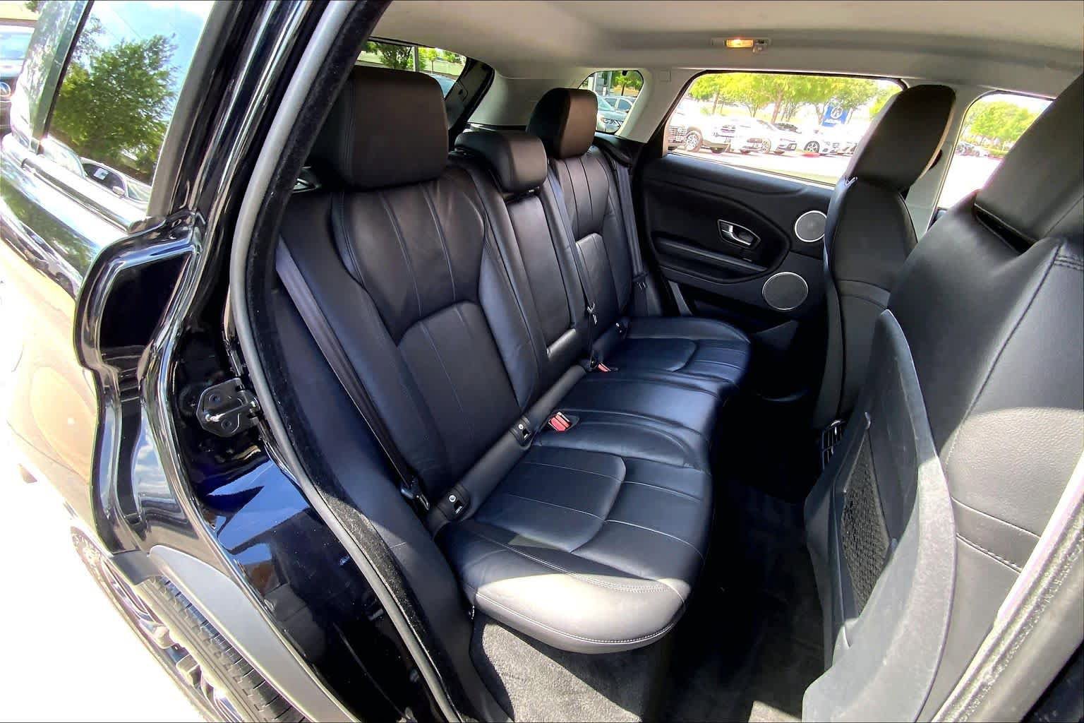 Used 2018 Land Rover Range Rover Evoque SE AWD/4WD image 20