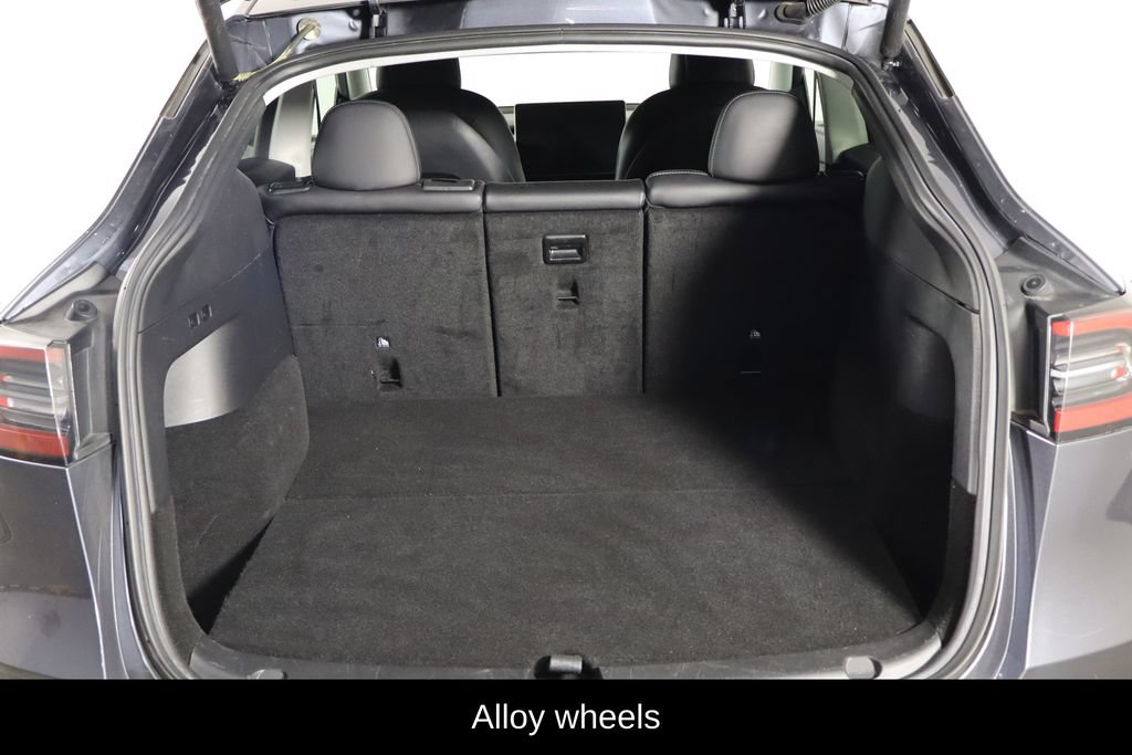 Used 2022 Tesla Model Y Long Range AWD/4WD image 15