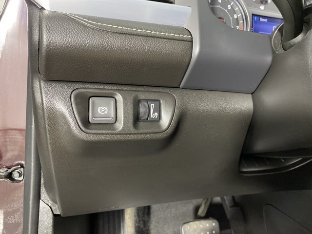 Used 2021 GMC Acadia SLE AWD/4WD image 21