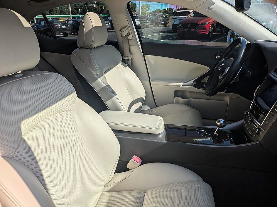 Used 2012 Lexus IS 350 w/ Premium Pkg Value Edition RWD image 31