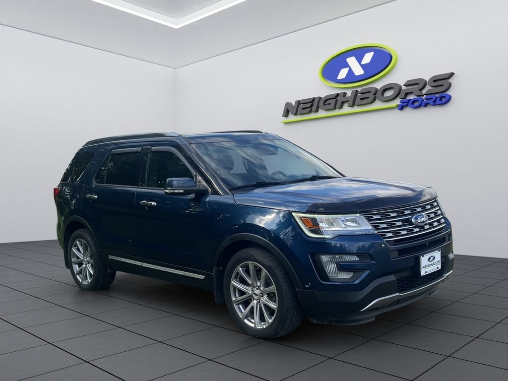 Used 2017 Ford Explorer Limited w/ Equipment Group 301A AWD/4WD image 8