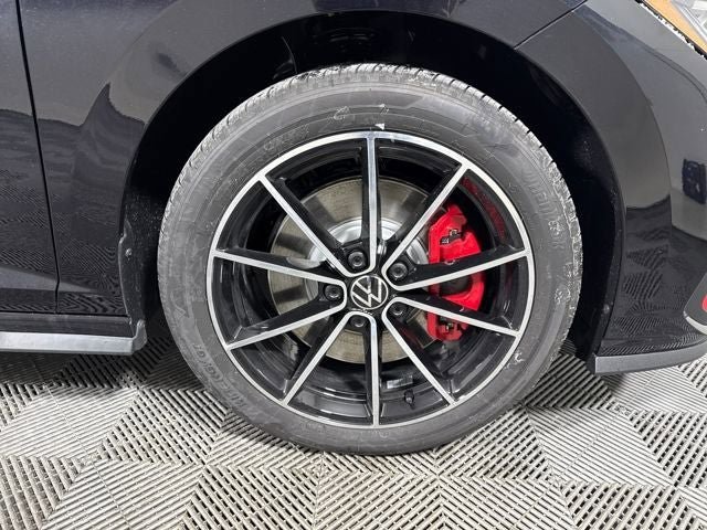 New 2026 Volkswagen Jetta GLI Autobahn FWD image 11