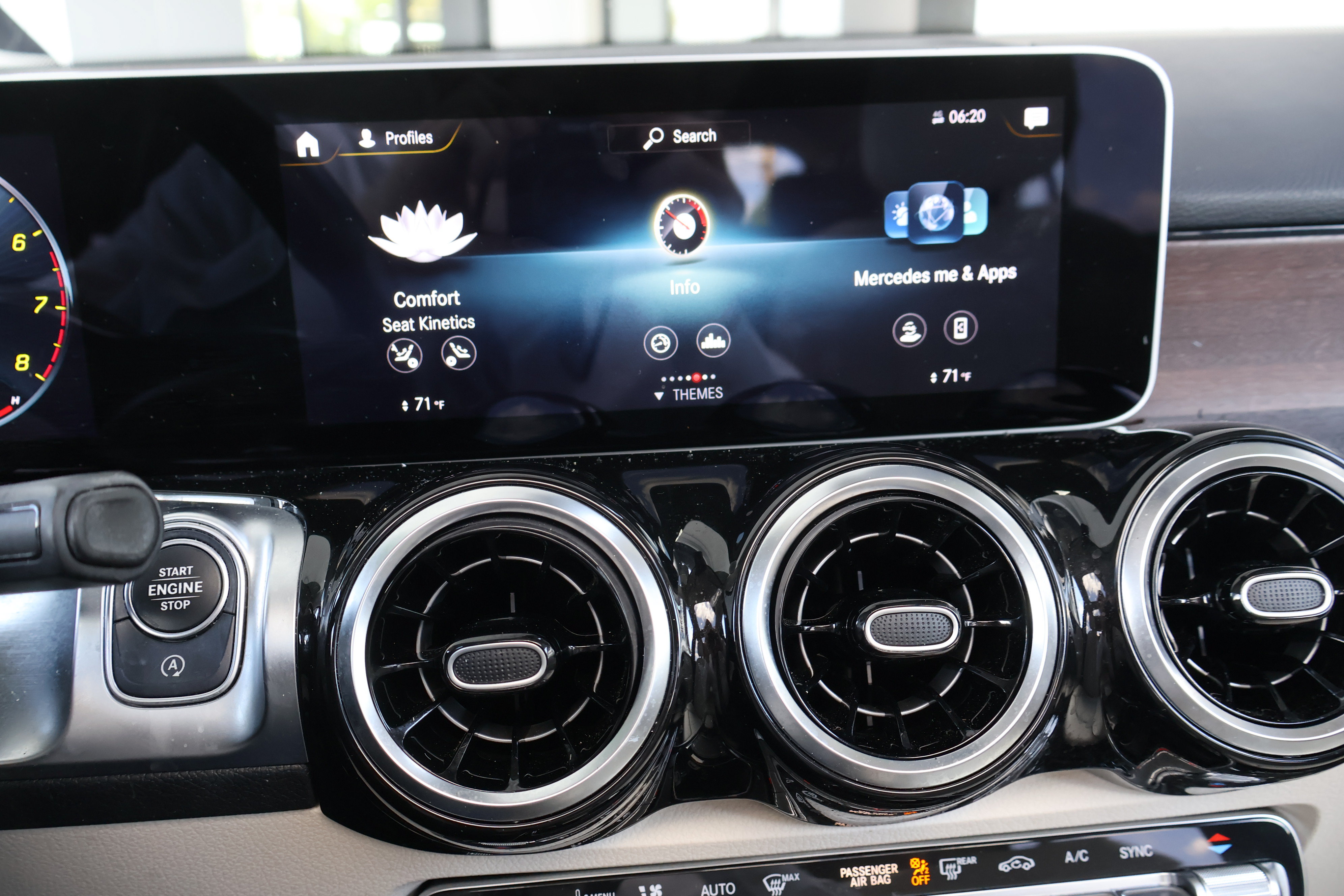 Certified 2021 Mercedes-Benz GLB 250 image 41