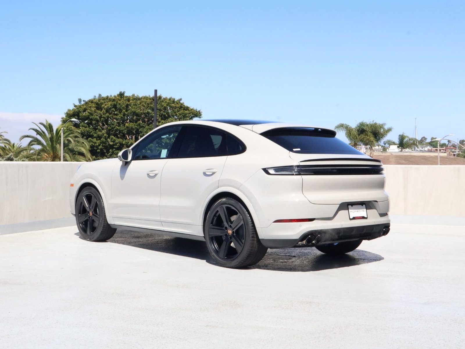 New 2026 Porsche Cayenne Coupe AWD/4WD video 3